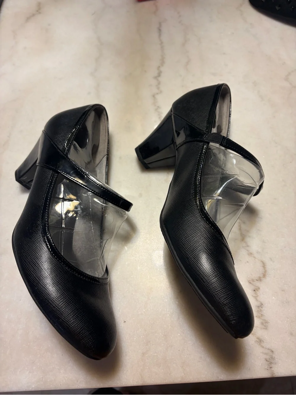 Life Stride Black Mary Jane Heel Pumps